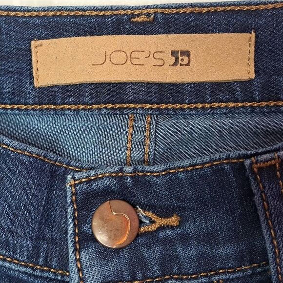 JOES JEANS Maxwell size 32”W x 32”L Medium Dark Denim - Picture 5 of 7
